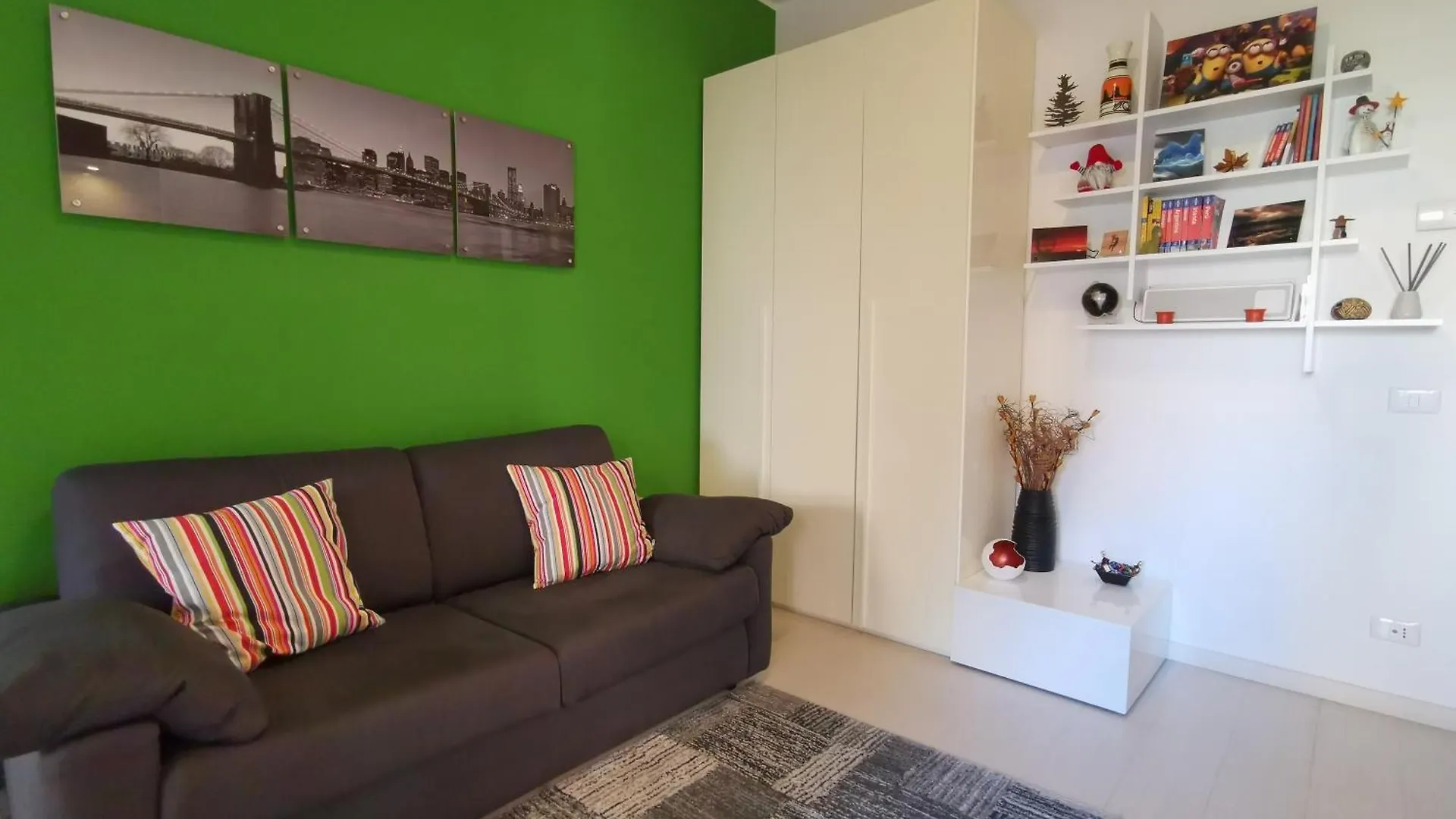 The Green Wall Apartment Lido di Ostia