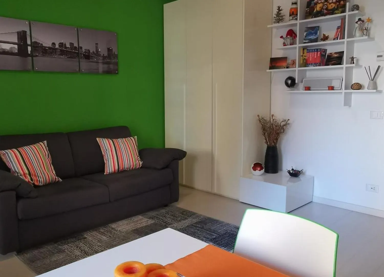 The Green Wall Apartment Lido di Ostia 0*,  Italy